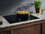 ELECTROLUX Placa de inducción - Electrolux LIL60336, 3 zonas, Zona grande 32 cm, Biselada, 60 cm, Negro - Imagen 5