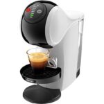DE LONGHI Cafetera de cápsulas - De'Longhi Nescafé Dolce Gusto Genio S EDG226.W, 1500W, 15 bar, 0.8 l, Bebidas calientes y frías, LED, Calentamiento 3