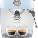 SMEG Cafetera espresso - SMEG ECF03PBEU, 15 bar, 1650 W, Azul pastel