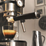 CECOTEC Cafetera Express - CECOTEC Cafelizzia 790 Steel Pro, 20 bar, 1350 W, 2 tazas, 300 - Imagen 7